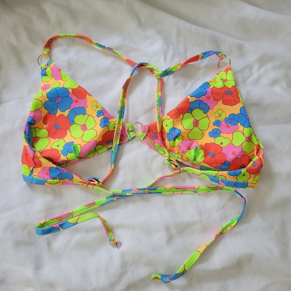 Floral print bikini - Picture 3 of 8